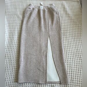 Brand New Women’s Offline by Aerie Long Skirt Small